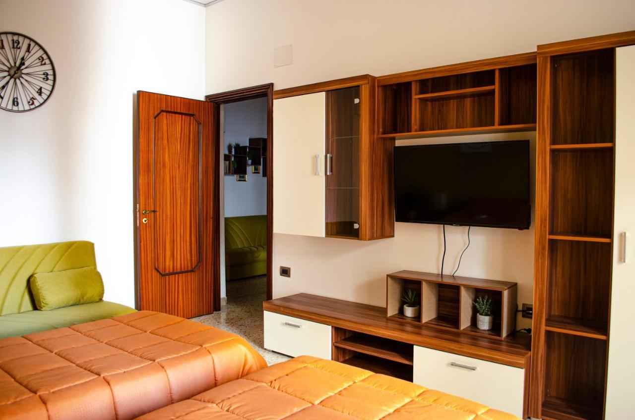 Primopiano Holiday House Salerno Eksteriør billede